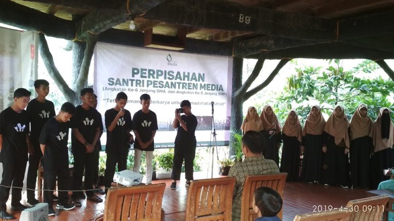 Akhirnya, Kami Melepasnya Juga